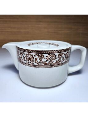 Royal Doulton Dunn Bennett Teapot Single Serve Vitrified Hotel Ware England